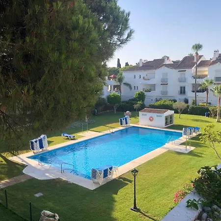 1404: 2 Bed Penthouse In El Presidente * Estepona